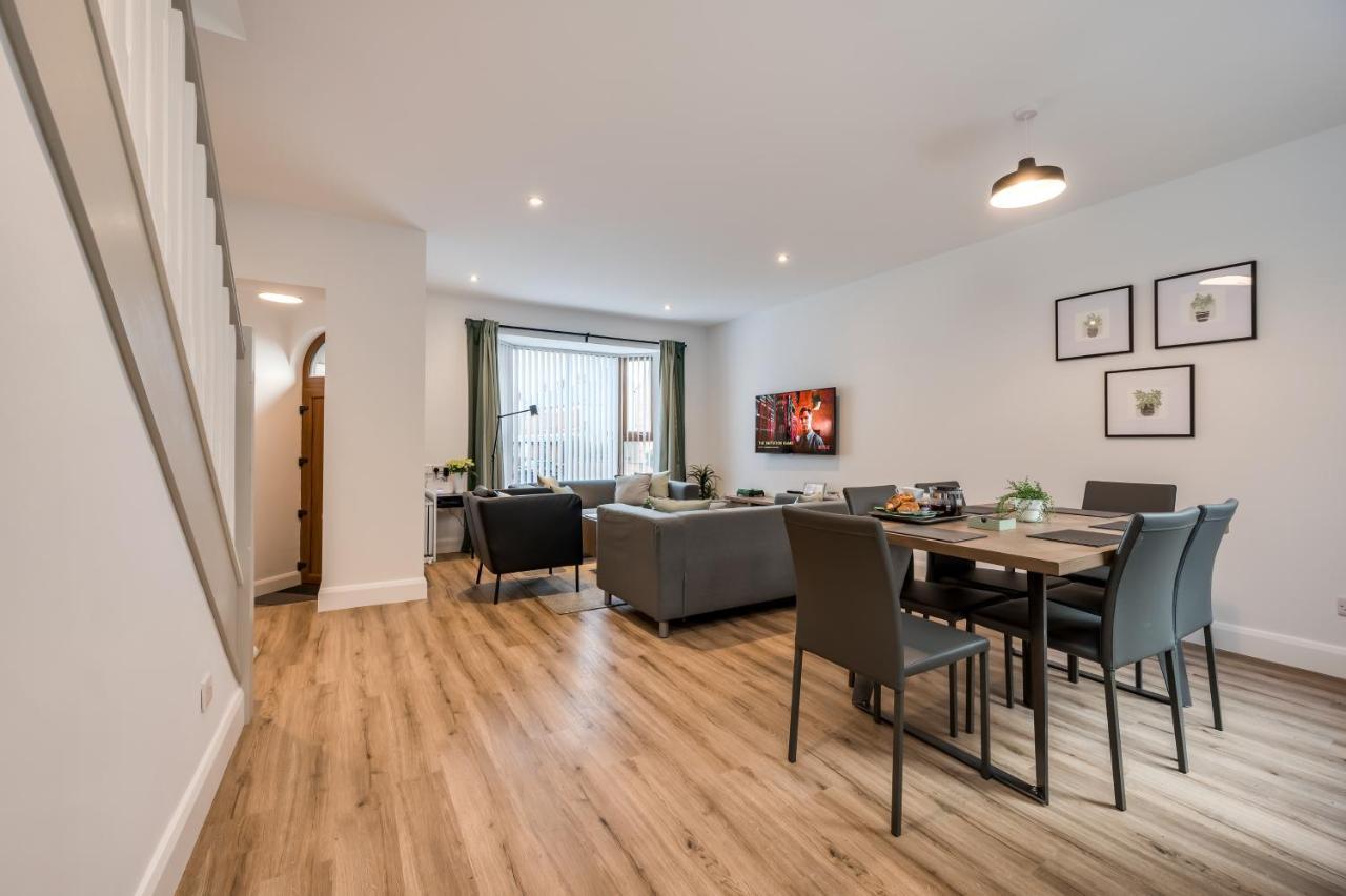 Windsor Drive Townhouse * Belfast